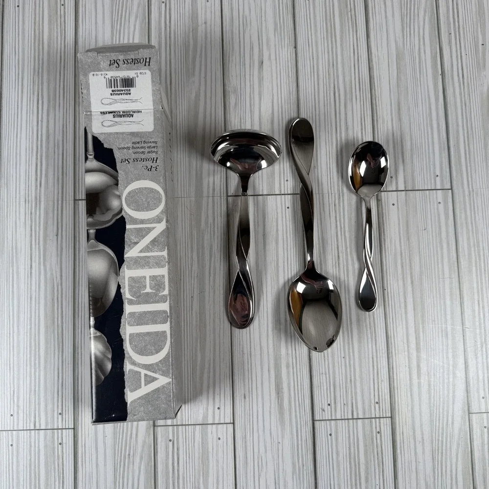 Oneida VINTAGE 1992 HEIRLOOM STAINLESS Aquarius 3 Piece Hostess‎ Set 2534003B
